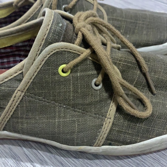 Fish N Chips (FNC) Canvas Shoes - Picture 3 of 7